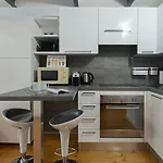 Italianway Easy - Spezia 22 * Milano